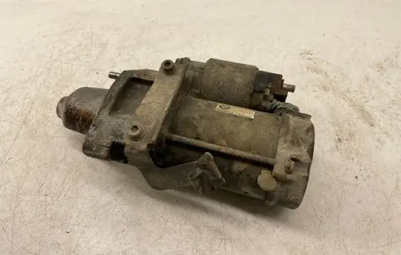 BMW 5 F10 F11 Starter motor 7556131 4280005480