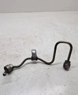 Volvo S60 Fuel injector supply line/pipe 