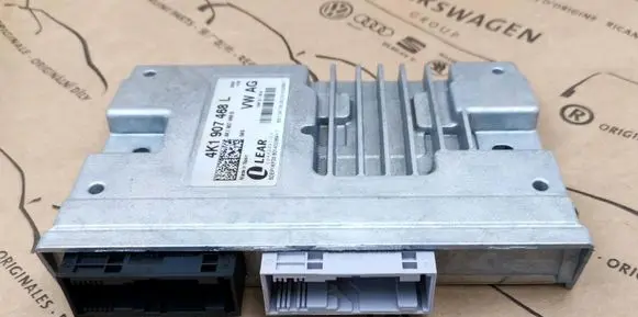 Volkswagen Touareg III Gateway control module 4K1907468L LC9X
