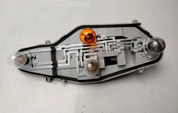 Citroen Berlingo Tail light bulb cover holder 