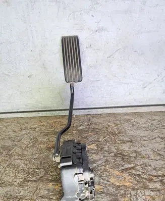 Volvo S40, V40 Accelerator throttle pedal 30865642 M865642 6PV00830100