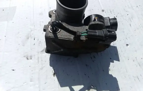 Toyota Avensis T250 Throttle valve 78967221020 27020