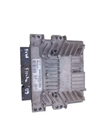 Ford Fiesta Engine control unit/module 5WS40584B 8V2112A650EB