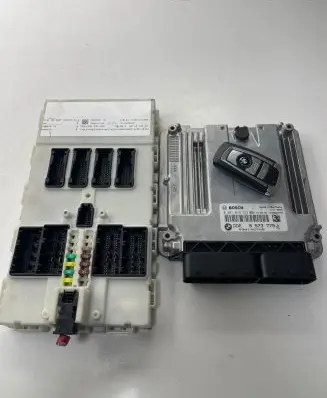 BMW 3 F30 F35 F31 Engine ECU kit and lock set 8573779 0281019723 030142758