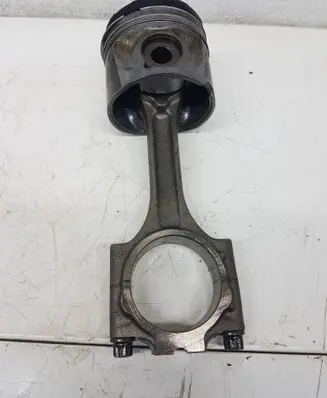 Volvo S60 Piston with connecting rod 81L79