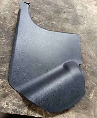 Mercedes-Benz C W204 Foot area side trim A2046880306
