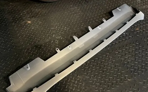 Front bumper lower grill