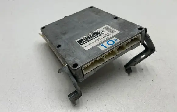 Toyota Yaris Engine control unit/module 8966152080 2110005990 020398