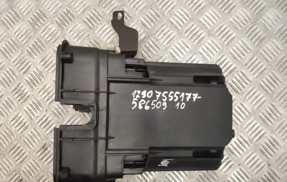 BMW 7 F01 F02 F03 F04 Other engine bay part 7555177 12907555177