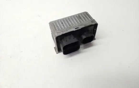 Glow plug pre-heat relay