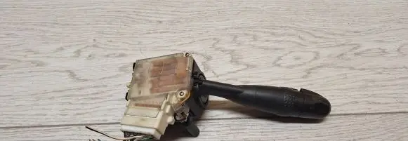 Toyota Corolla E110 Indicator stalk 173648