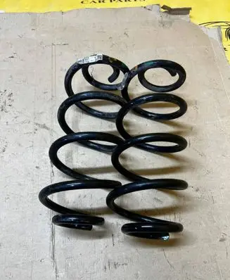 Porsche Macan (95B) Rear coil spring 95B511115M
