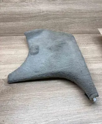 Mercedes-Benz E W211 Foot area side trim A2116800106