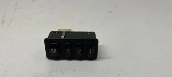 BMW 5 E39 Seat control switch 8352160