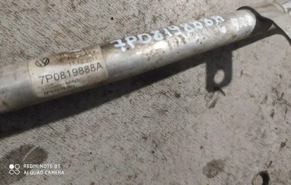 Volkswagen Touareg II Engine coolant pipe/hose 7P0819888A