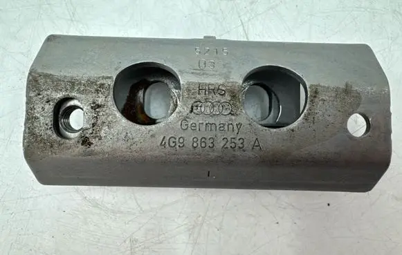 Audi RS6 C7 Other trunk/boot trim element 4G9863253A