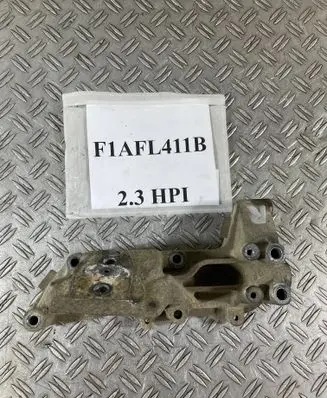 Iveco Daily 6th gen Engine mounting bracket 504386159