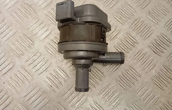 Volvo XC60 Electric auxiliary coolant/water pump Q01315