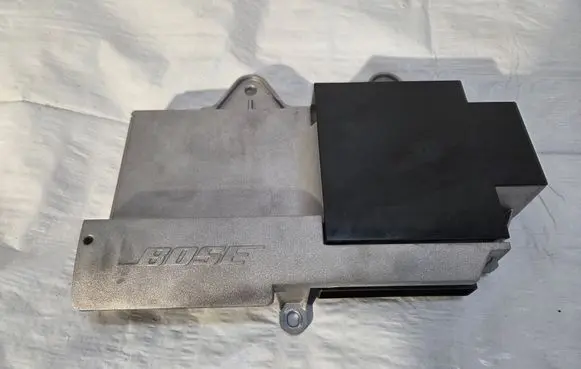 Porsche Cayman 987 Sound amplifier 7PP035223K