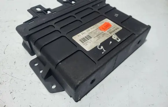Volkswagen PASSAT B5 Engine control unit/module 01N927733CN 5WK33219 971501929
