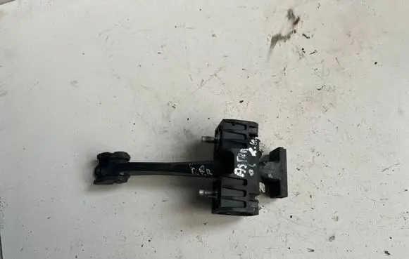 Opel Astra H Rear door check strap stopper 13107851