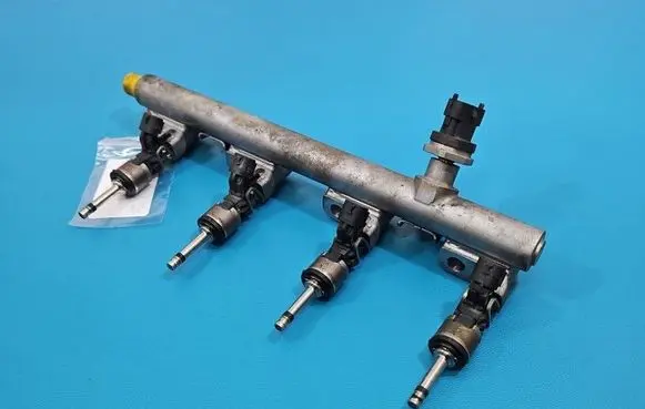 Suzuki SX4 S-Cross Fuel injector 0261500754 IMPRK1562095