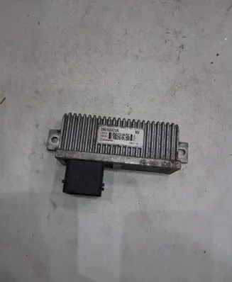 Renault Zoe Glow plug pre-heat relay 296103375R