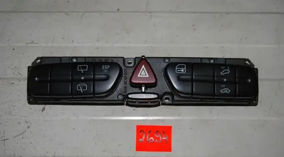 Mercedes-Benz C W203 Climate control unit 2038219058