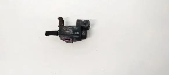 BMW 5 GT F07 Turbo solenoid valve 7810831 7.02318.00