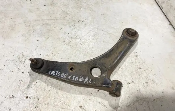 Mitsubishi Colt Front lower control arm/wishbone