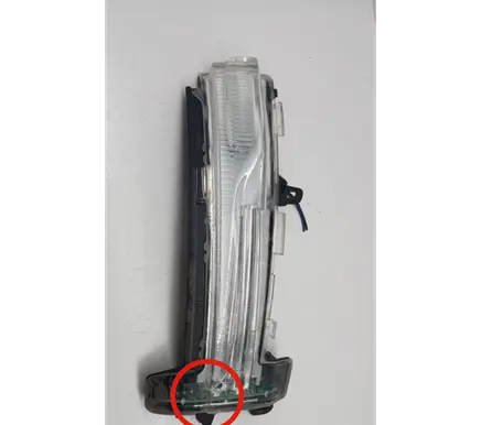 Volvo XC60 Mirror indicator light A057273 E90111044 SAEE2136
