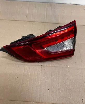 Nissan Qashqai Tailgate rear/tail lights 265504EA5A