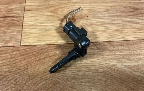 Volvo V50 Intake air temperature sensor 96554327