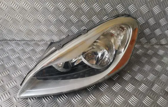 Volvo XC60 Headlight/headlamp 30763145 89902804 89075392