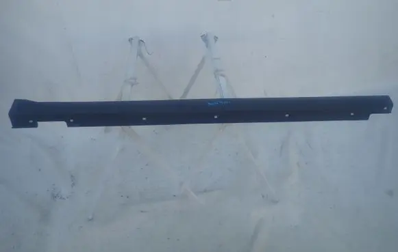 Hyundai Santa Fe Sill 877522W000