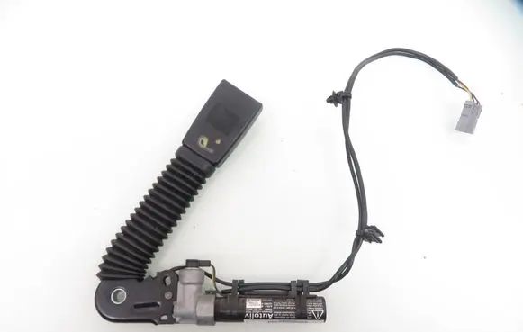 Mini One - Cooper Coupe R56 Front seatbelt buckle 610183700E