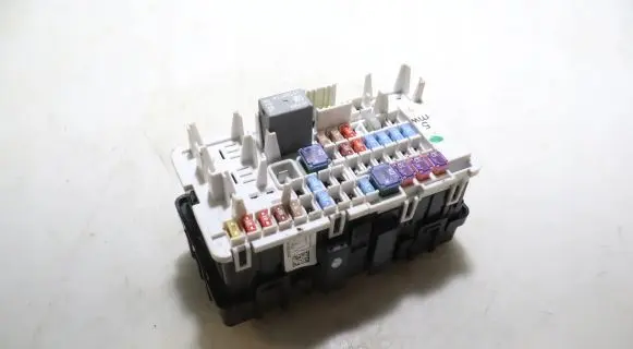 Opel Insignia B Fuse box set