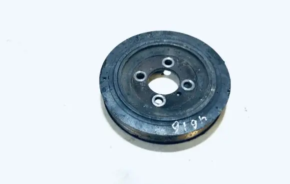Volkswagen Golf V Crankshaft pulley