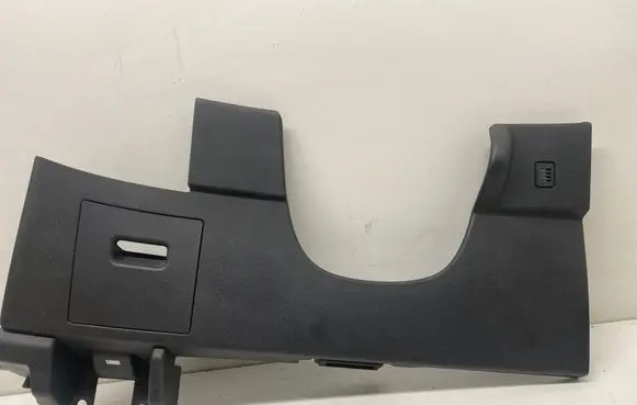 Nissan Qashqai Dashboard lower bottom trim panel 68106JD900