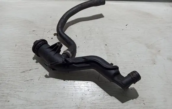 Peugeot 508 Oil fill pipe 9654733980