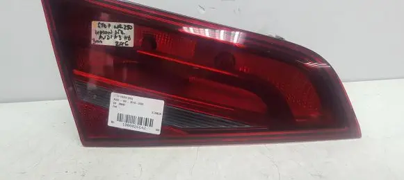 Audi A3 S3 8V Tailgate rear/tail lights 8V4945093
