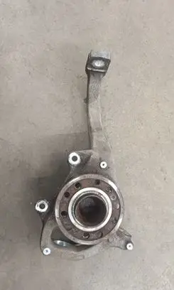Mercedes-Benz C W205 Front wheel hub spindle knuckle 2052100