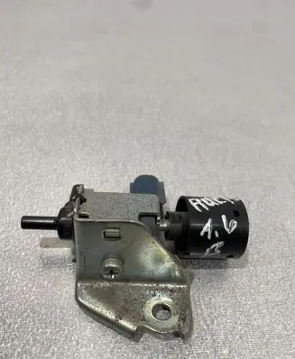 Toyota Auris E180 Vacuum valve 9091012281