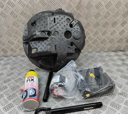 Renault Zoe Tool set 511127912R 995657293R