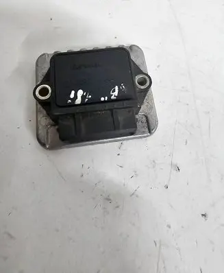 Audi 80 90 B3 Ignition amplifier control unit 191905351B 339373