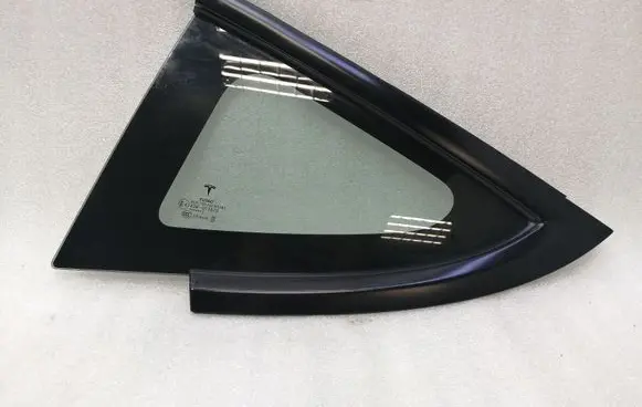 Tesla Model 3 Rear side window 151497801B