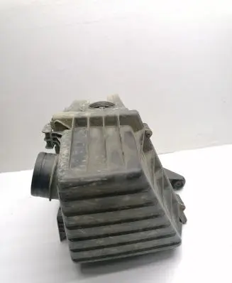 Volkswagen Fox Air filter box 5Z0129620
