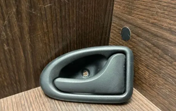 Renault Master II Front door interior handle 7700830078 91127201