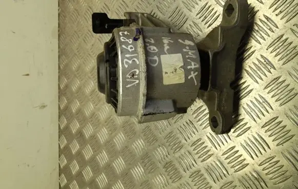Ford S-MAX Engine mount bracket G3350244