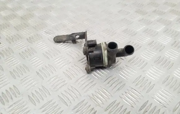 Volkswagen PASSAT B7 Electric auxiliary coolant/water pump 5N0965561A